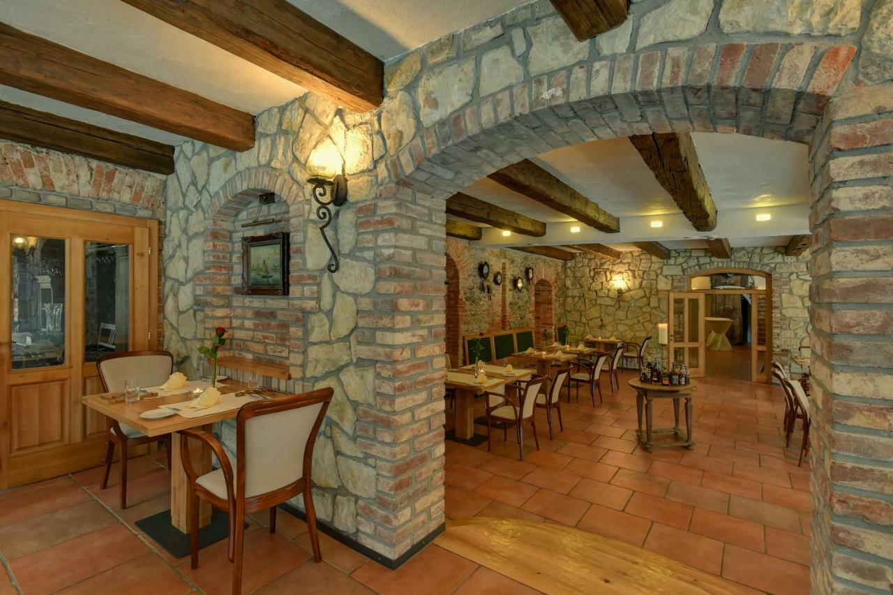 Zamecka Fortovna Obora - Forester House Kaznejov Εξωτερικό φωτογραφία